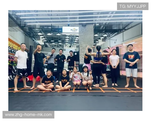 拳击对决中双方坚持到了最后体力极限